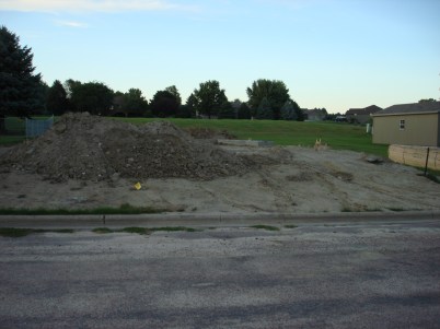 09-23-2019 NO PERMIT POSTED LANCE JOHNSON-II.JPG